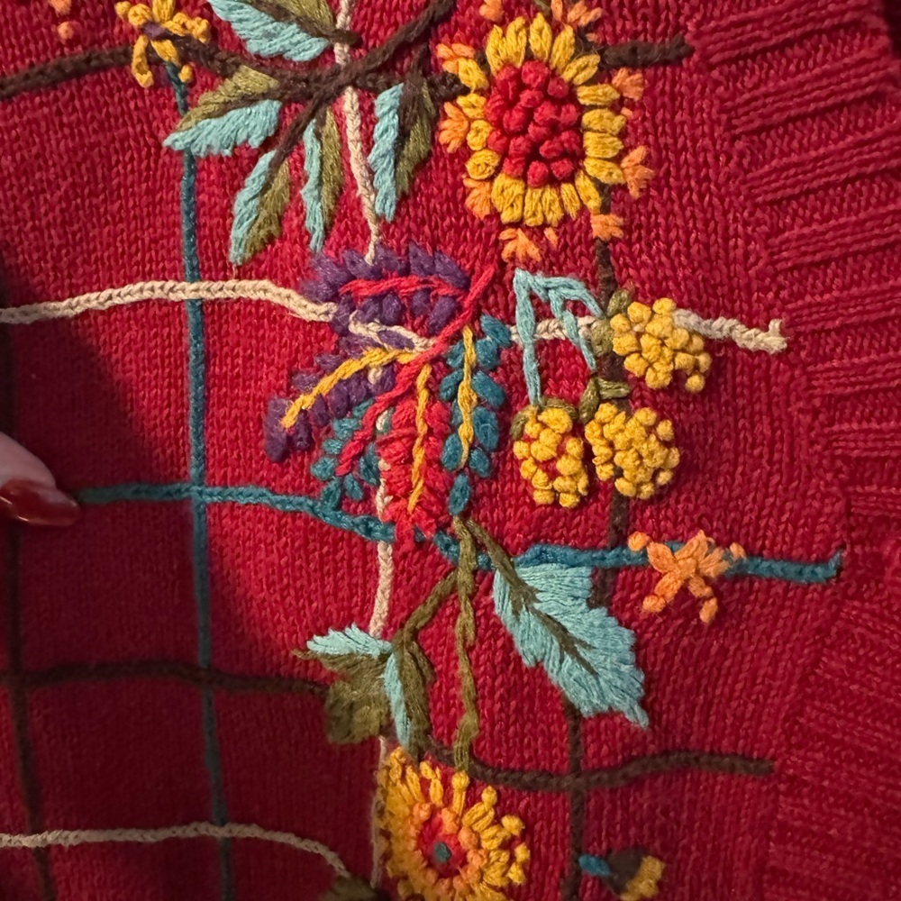 Alfred Dunner Red Floral Embroidered Plaid Button Up Knit Cardigan Grannycore LG - Picture 9 of 11
